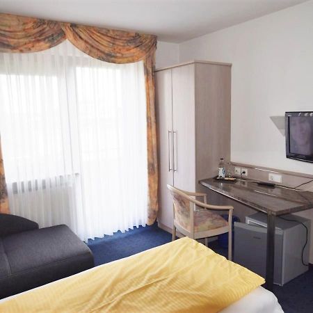 Hotel Alena - Kontaktlos Check-In Filderstadt Esterno foto