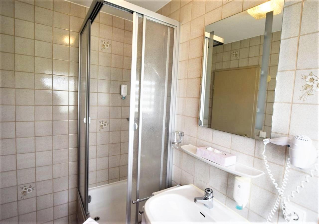 Hotel Alena - Kontaktlos Check-In Filderstadt Esterno foto